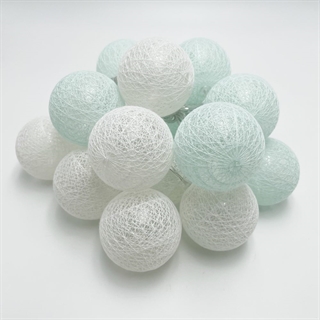 LED lyskæde med grønne og hvide bomuldsbolde– 1,5 m / 3 m – Ø 5 cm / 6 cm